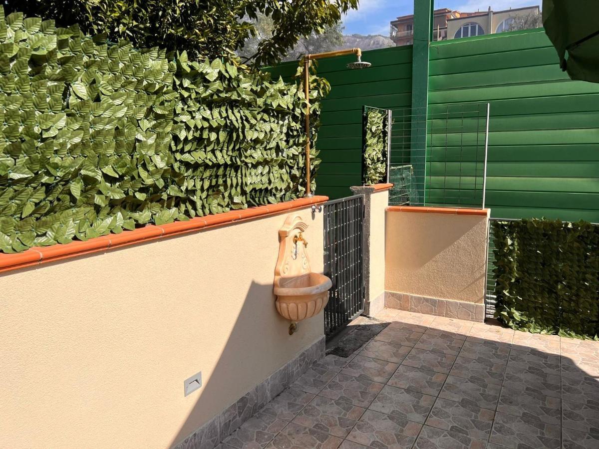 L'Angolo Degli Etruschi Salerno Exteriér fotografie